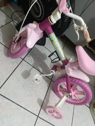 Bicicleta infantil cor rodinhas