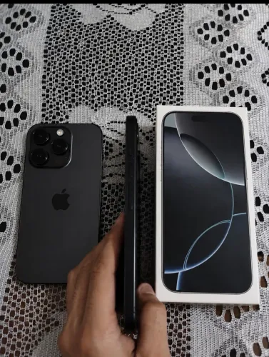 Vendo iPhone 15 pro aceito troca com volta pra mim