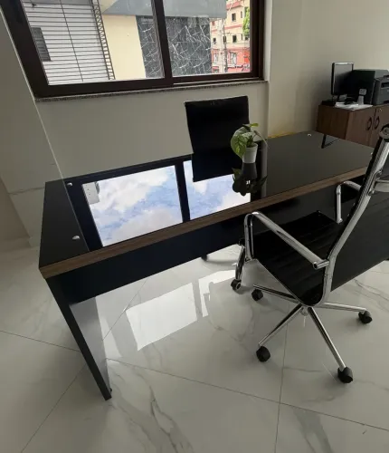 MESA ESCRITÓRIO