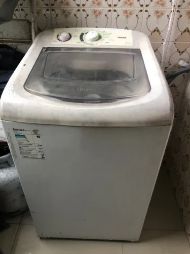 máquina de lavar com defeito