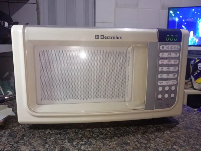 Promoção Microondas 23 litros