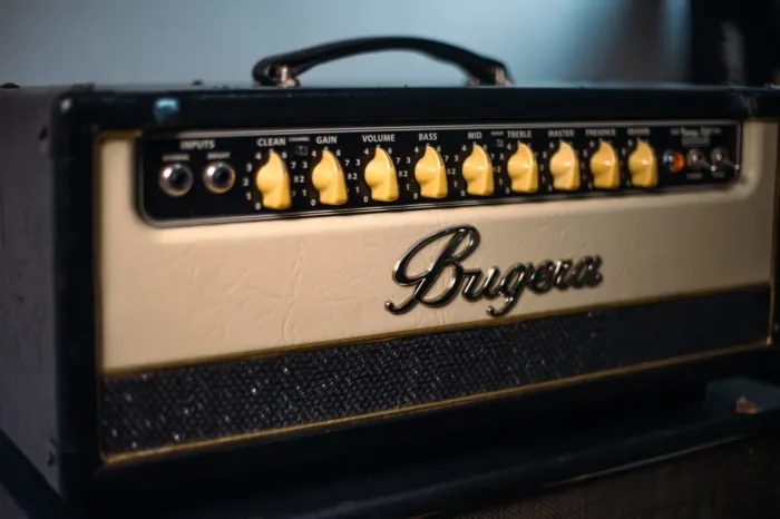 Amplificador Bugera V22 Infinium Head