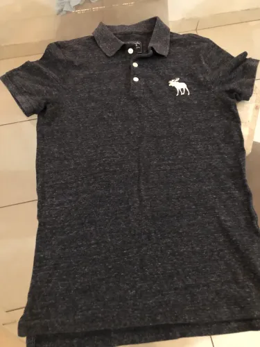 Vendo camisa Abercrombie original nova usada uma vez 