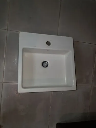 Cuba de apoio branca da DECO