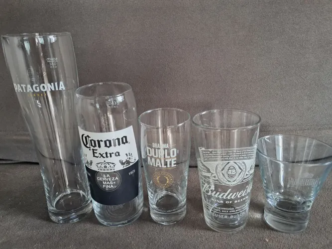 24 COPOS DE CERVEJA TIMBRADO por 150 reais