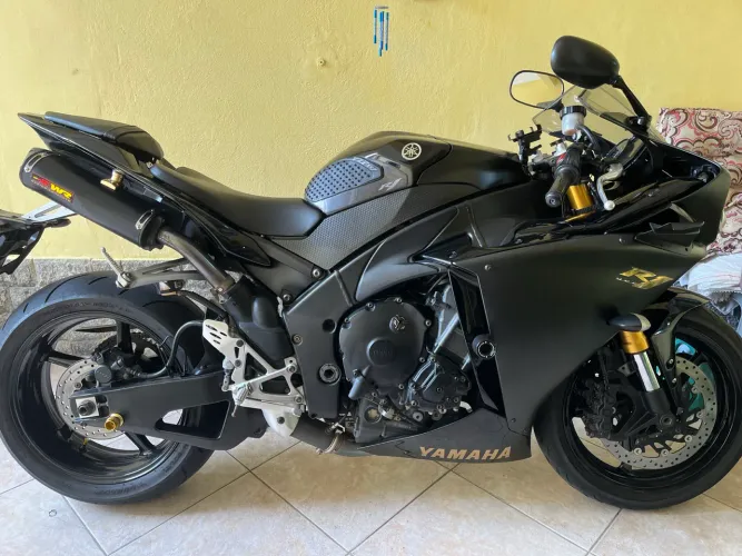 YZF R1 - IMPECÁVEL!