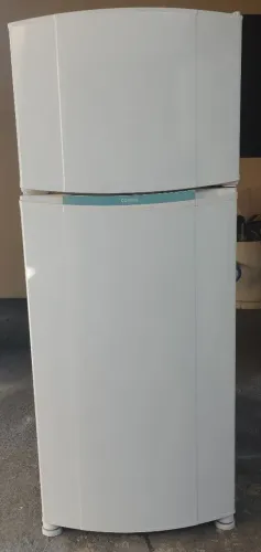 Geladeira. Consul. Degelo seco. 420L. 110v