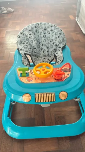 Andador Infantil Musical Disquinho Andajar Brinquedo com freio Até 12 Kg