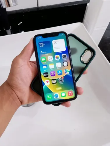 iPhone XR 64GB impecável tudo ok Face id ok