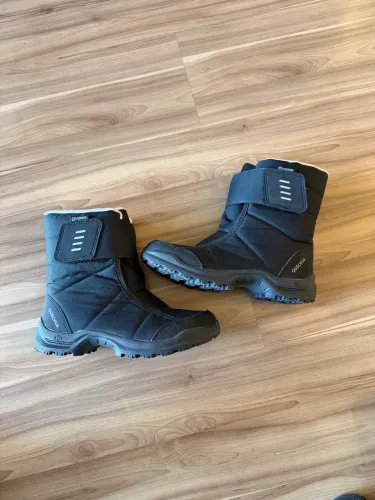 Bota de neve impermeável 35