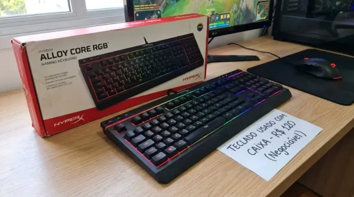 Teclado Gamer HyperX Alloy Core RGB - Seminovo na Caixa Original