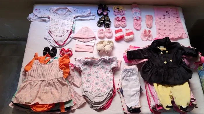 Lote roupinhas de bebe 0 a 3 meses menina
