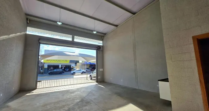 Sala Comercial disponível para locação, 2 min da Rio Verde na Vila Mariana, Aparecida de G