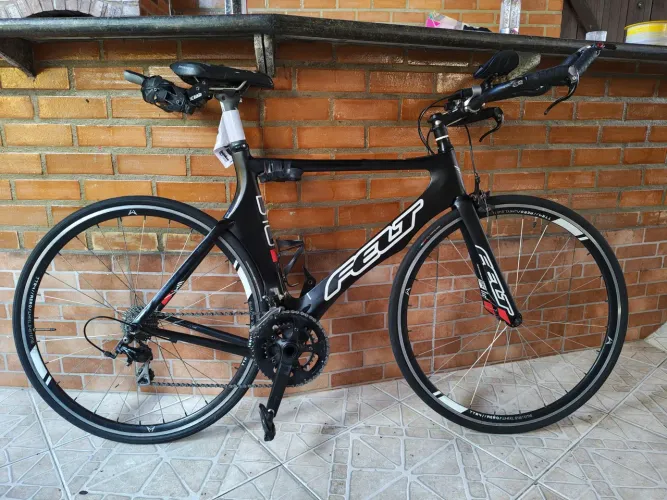 Bicicleta Felt B16 - Triatlo/speed/ Tam 56