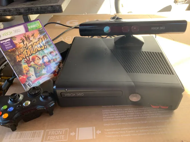 XBOX 360 com KINECT com 8 Jogos Originais
