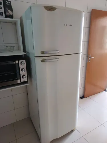 Geladeira eletrolux 462 L modelo DC48
