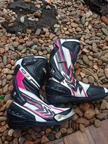 Bota forza motociclista feminino