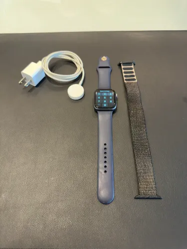Apple Watch Série 4 - 44mm