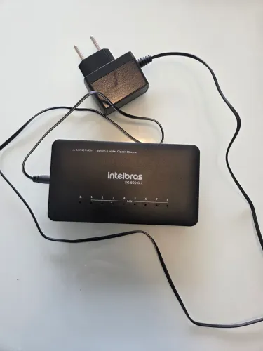 Switch Intelbras SG 800 Q+ Gigabit 8 Portas - Excelente Estado