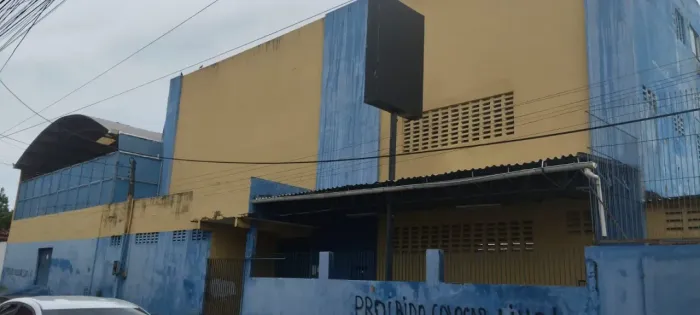Imóvel para venda tem 880 metros quadrados em Bom Futuro - Fortaleza - CE