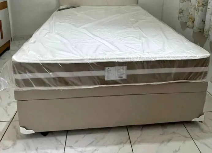 CONJUNTO COLCHÃO CASAL ESPUMA D33 MOLAS ENSACADA BASE BAU CASAL REFORÇADA 