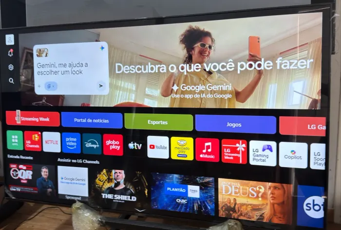 Tv 60 LG 4K com mouse na tela e Alexa impecável
