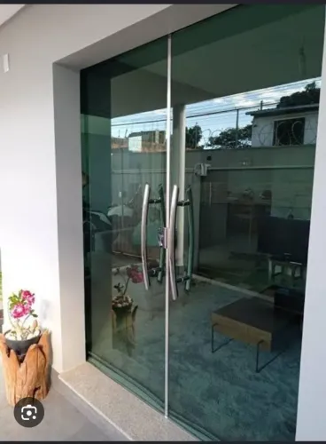 Manutenção de portas,janelas e box de vidro 