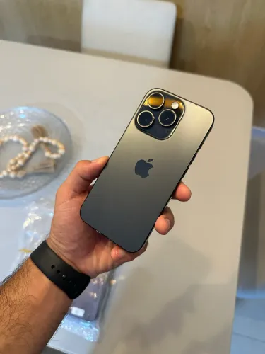 IPHONE 15 PRO (128GB) Seminovo todo original