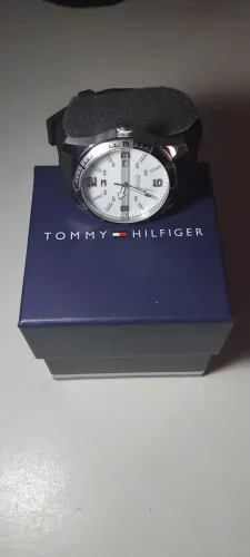 Relógio Tommy Hilfiger. Original.