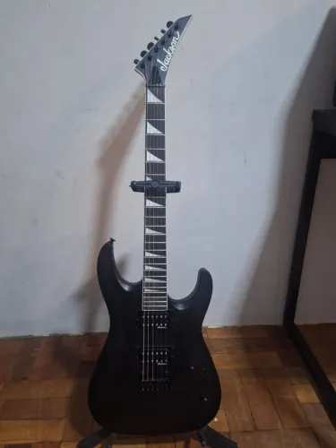 Guitarra Jackson JS22 DKA Satin Black
