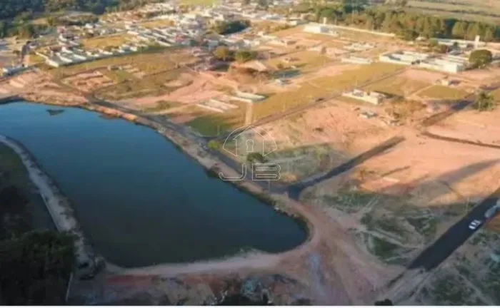 Terreno a venda em condomínio fechado nas Chácaras Luzitana, em Hortolândia/SP