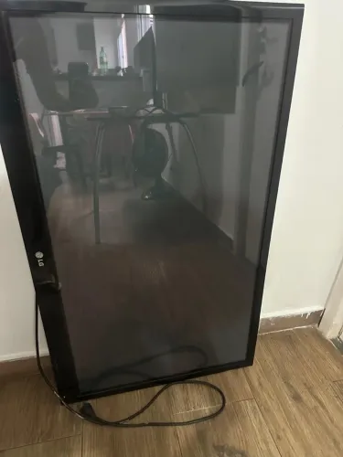 Tv 43 polegadas (RETIRADA DE PEÇAS)
