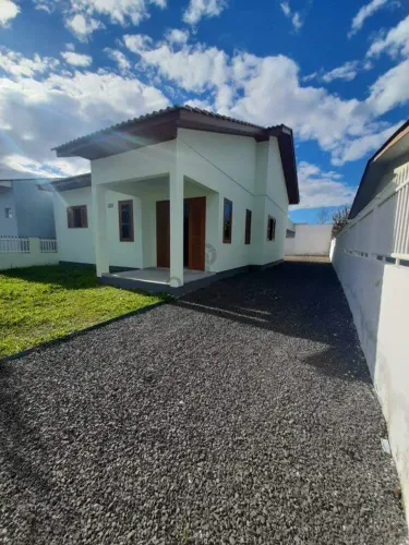 Casa nova à venda no bairro Erechim, em Balneário Arroio do Silva/SC