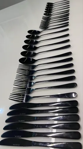 Faqueiro em inox preto
