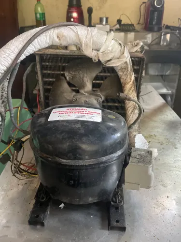 Motor refrigerador