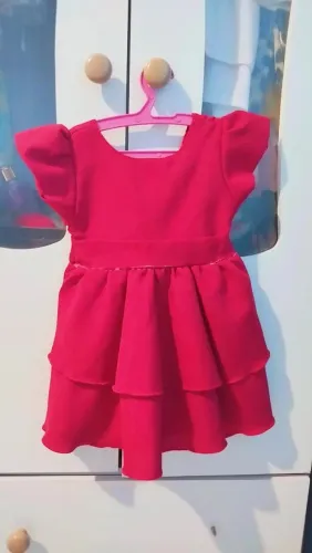 4 vestidos infantil 6 a 9 meses - veste até 1 ano 