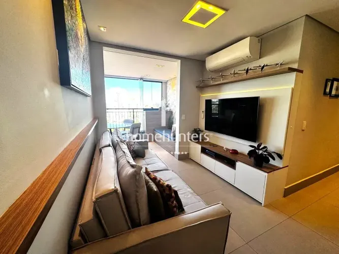 APARTAMENTO MOBILIADO À VENDA NO TAQUARAL | LIVING CELEBRATION | ANDAR ALTO E SOL DA MANHÃ