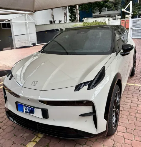 Zeekr X Flagship Flagship (elétrico) 2025