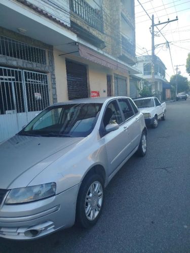 Imagem de Fiat Stilo 1.8/ 1.8 Connect Flex 8V 5P 2007