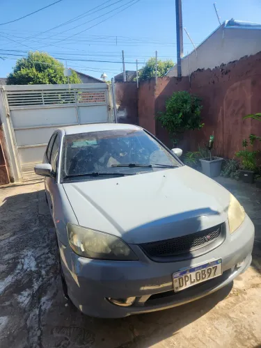 Honda Civic Sedan LX 1.7 16V 115cv Mec. 4P 2005