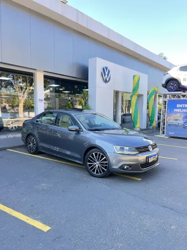 Volkswagen Jetta Highline 2.0 TSI 16V 4P Tiptronic 2012