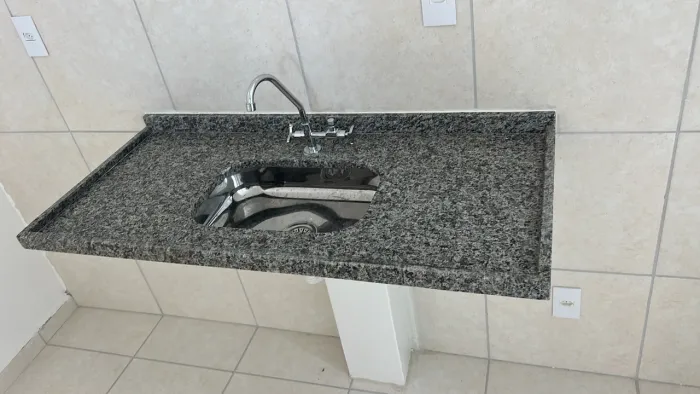 Pia de Cozinha com Cuba INOX