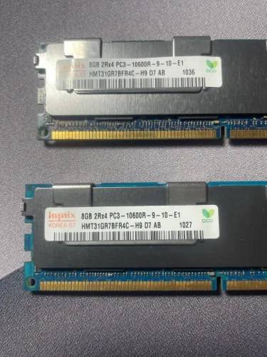 2x pentes 8Gb DDR3 ECC 1333Mhz para Xeon