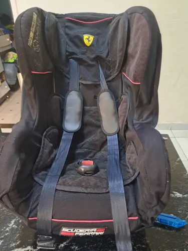 Vende-se cadeirinha para carro