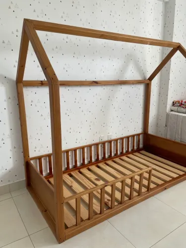 Vendo cama montessori usada!