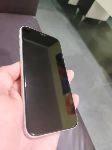 iPhone XR 64g
