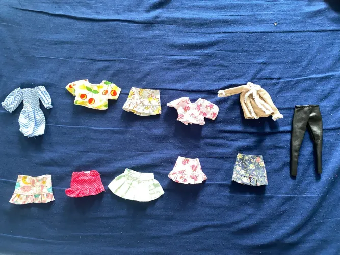 ROUPAS PARA BARBIE