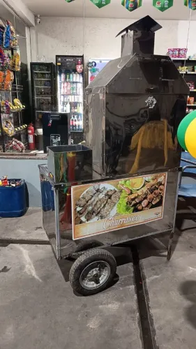 Carrinho de churrasquinho