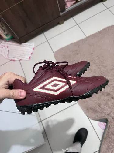Chuteira society UMBRO 40