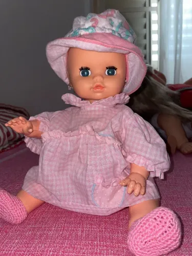 Boneca bebê estrela antiga